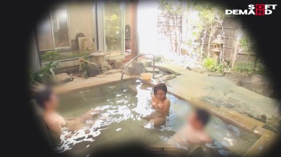 みき（22） 推定Dカップ 山梨県石和温泉で見つけた女子大生 タオル一枚 男湯入ってみませんか？
