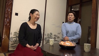 ひとり暮らしするお婆ちゃんの家に泊まりに行こう総集編（2）～一宿一飯のお礼にチンポでご奉仕