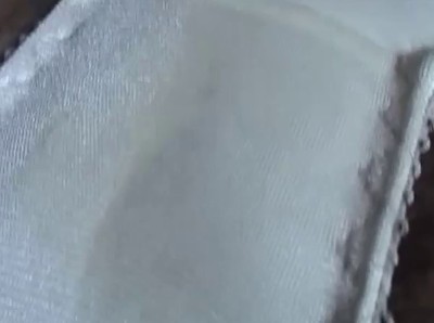 新着投稿！マニア絶賛！ お嬢様の自宅自画撮り汚パンティ