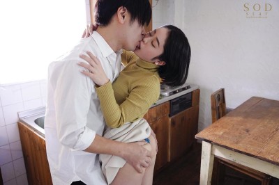 MINAMO 超大型新人 AV DEBUT
