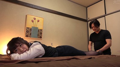 OL専門！悪徳イケメンマッサージ師の指使い