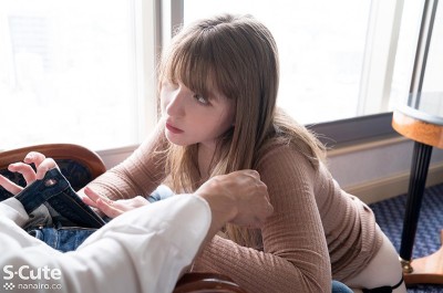 街で振り返るブロンド美人、中身は性欲モンスター ～噴き過ぎてスイマセン～ ジューン・ラブジョイ