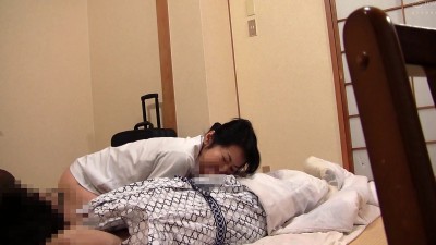 ビジネス旅館で出張マッサージの美熟女に追加無しでエッチ交渉したら･･･