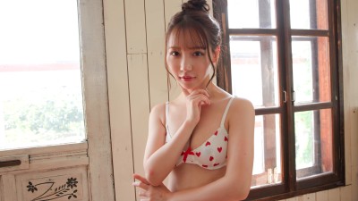 美女のハダカ 三田真鈴