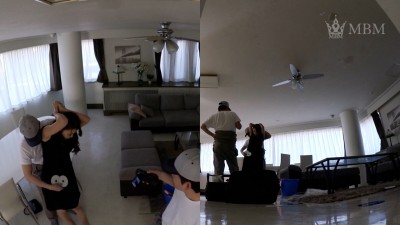 理不尽なクレームをつけるカスハラ熟女を成敗！快楽SEXに堕ちるセレブ妻！