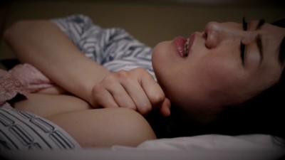 温泉旅館でマッサージを頼んだ33歳人妻さん。エロ施術に性欲爆発！欲求不満の熟れたカラダを火照らせ不貞SEXに溺れる人妻。