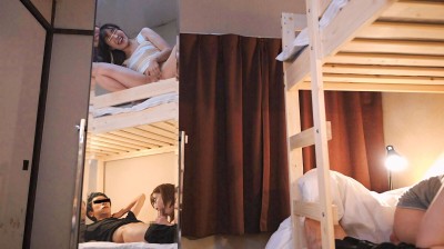 「あたしの方が気持ちいいよ？」二段ベッドで彼氏とSEX中の姉がうらやましくて鏡越しに彼氏を誘惑するヤリマン妹 汗だく潮だく中出し大射精2姉妹伴わせて16発！ 精子空っぽ逆NTR