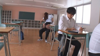 男子生徒の理想的なデカチ〇ポが気になって仕方ない女教師と生徒会長