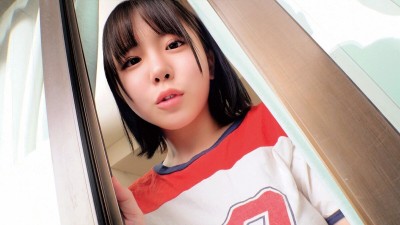 向かいの部屋のめちゃシコ無防備娘ぷりんぷりんのオッパイとモロ見えワレメ姿で見せつけ誘惑！【神展開】覗き見...