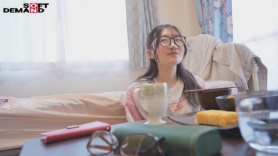 【会社に内緒・自宅で初撮り】奨学金450万、限界新卒ちゃん。地味っぽいけど脱いだらクッソむちエロ漫画ボディ。 きよか 24歳