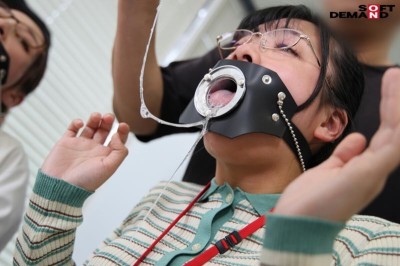 「イラマ汁はなぜ湧き出るのか？」SOD女子社員5名 イラマチオ刺激によるヌルネバどろり絶頂のど潮研究 SOD性科学ラボ REPORT20