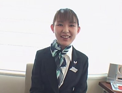現役スチュワーデス 到着口で待ってて