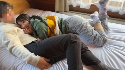 つむぐちゃん＆みのりちゃん 私をスノボに連れてって大学生、春休みSEX スノボ女子と雪山乱交パーティ映像