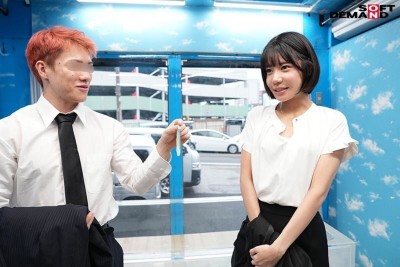 マジックミラー号 移動式混浴温泉に上司と部下の2人きり！？仕事中とは全く違う濡れ髪女上司の色気に部下のチ〇ポは驚異の勃起率120%越え！！このままだと外に出られない状況で2人の男女はどうなってしまうのか検証！