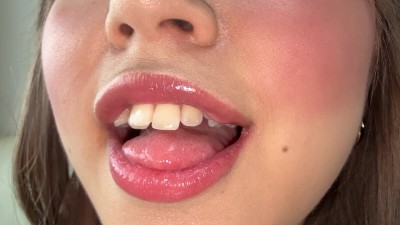 【個人撮影】菊池はる 初喉チンコ触り＆擬似フェラ体験