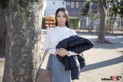 【本物人妻総集編】本物人妻15名が初めてのAV体験で見せたカメラの前での初セックス＆緊張と溢れる興奮を抑...