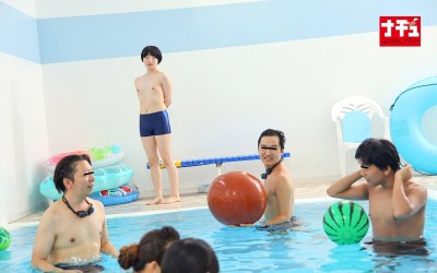 つるぺた素人女子だって男水着チャレンジ 県民プールでバレないように男子のふりして羞恥ミッション！だけのはずが･･･ボーイッシュSEXでなんか興奮しちゃって中出し許しちゃった／／／ しずく＆りおん