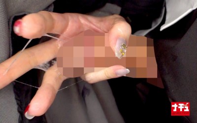 M男開発電車 3 ポケット手コキで着衣内射精させる責め好きお姉さん