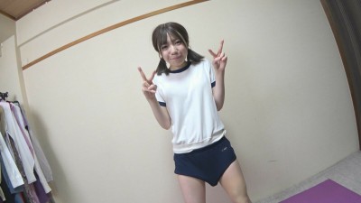 日向由奈 ムチムチ美尻 神体育着 美少女やぽっちゃり娘らにピチピチ体育着を着せ、ハミパン、...